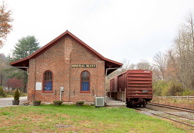 A Travelers Guide to Mineral Bluff, GA Blue Sky Cabin Rentals